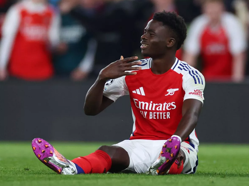Arsenal chuẩn bị phá kỷ lục lương để giữ chân Bukayo Saka